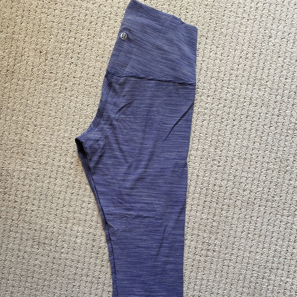 Lululemon Align crops